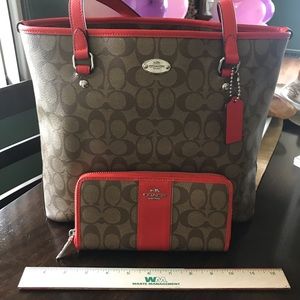 Coach purse fall orange with tan and brown design